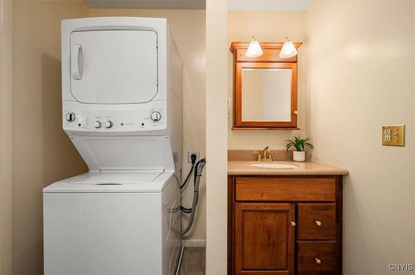 Bathroom, Interior, Utility Closets, Washer