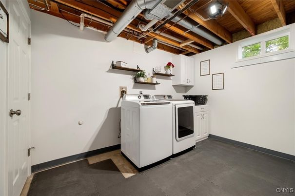 Interior, Washer, Wooden Beams, Wooden Ceilings