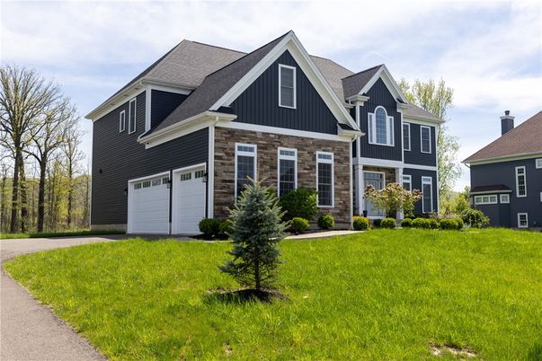 Attached, Exterior, Facade, Farmhouse