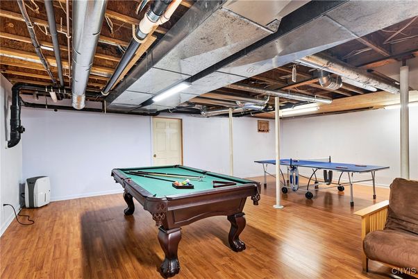 Billiard Table, Game Room, Interior, Wood Texture Flooring