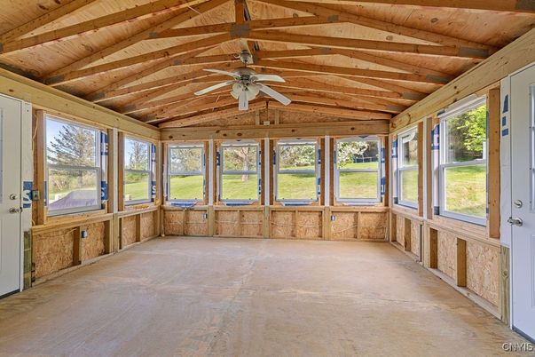 Empty room, Interior, Sun Room, Wooden Beams, Wooden Ceilings, Wooden Walls