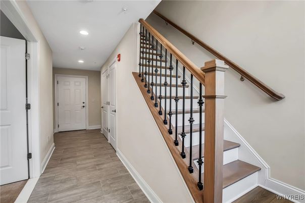 Interior, Recessed Lighting