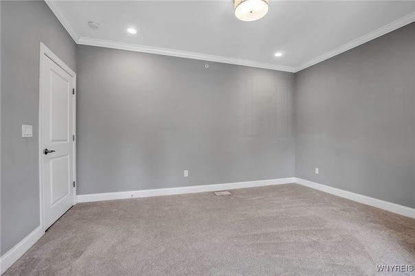 Empty room, Interior, Recessed Lighting