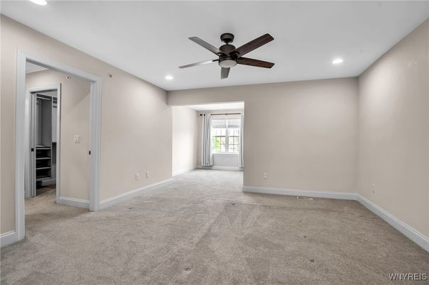 Empty room, Interior, Recessed Lighting
