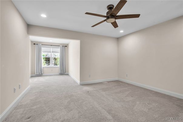 Empty room, Interior, Recessed Lighting