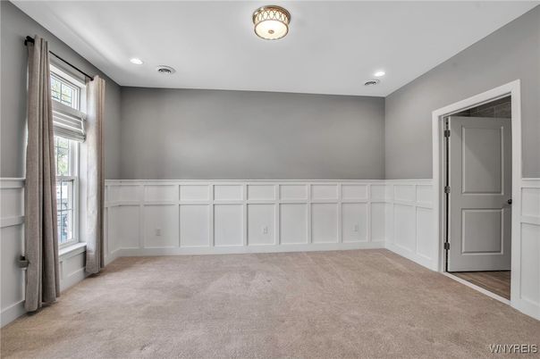 Empty room, Interior, Recessed Lighting