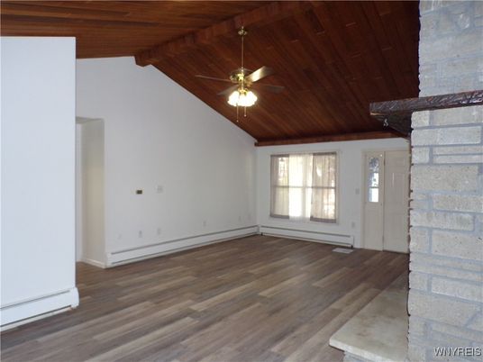 Empty room, Interior, Stone Walls, Wooden Ceilings, Wood Texture Flooring