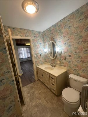 Bathroom, Interior, Wood Texture Flooring