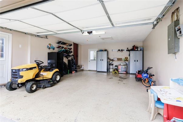 Garage, Interior