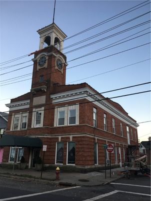 Exterior, Facade, Brick Facade, Rowhouse