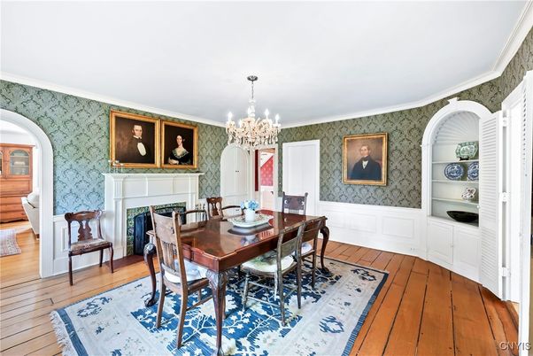 Chandelier, Dining room, Fireplace, Interior, Wood Texture Flooring