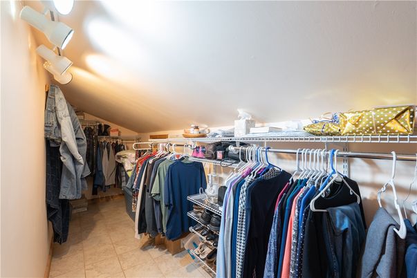 Interior, Walk-in Closets