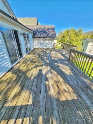 Exterior, Wood Texture Flooring