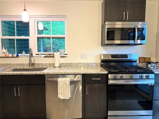 Interior, Kitchen, Pendant Lights, Stainless Steel Appliances