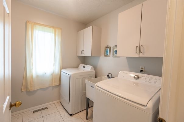 Interior, Washer