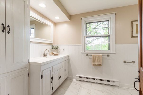Bathroom, Dual Sink Vanities, Interior, Marble, Recessed Lighting