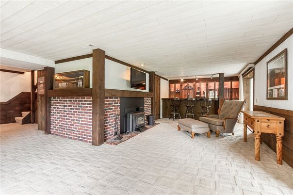 Fireplace, Interior, Living room
