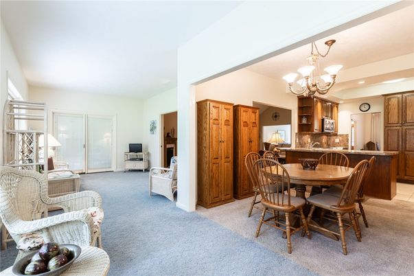 Chandelier, Dining room, Interior, Kitchen, Recessed Lighting