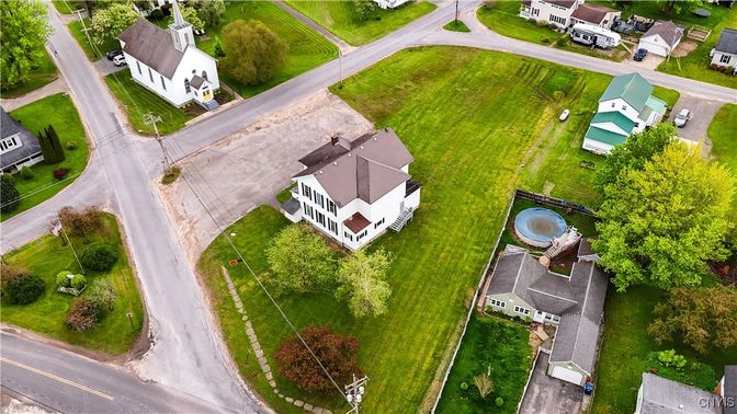 Exterior, Drone