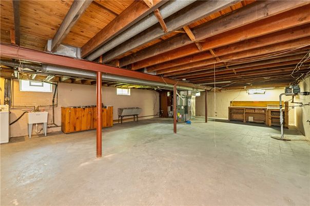 Interior, Washer, Wooden Beams, Wooden Ceilings