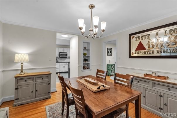 Chandelier, Dining room, Interior, Kitchen, Recessed Lighting, Wood Texture Flooring