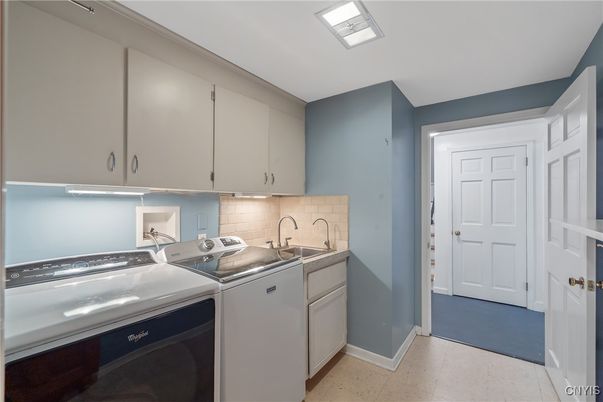 Interior, Washer
