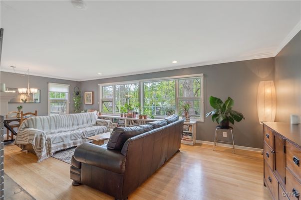 Chandelier, Dining room, Interior, Living room, Recessed Lighting, Wood Texture Flooring