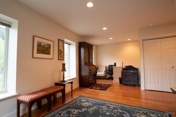 Interior, Recessed Lighting, Wood Texture Flooring