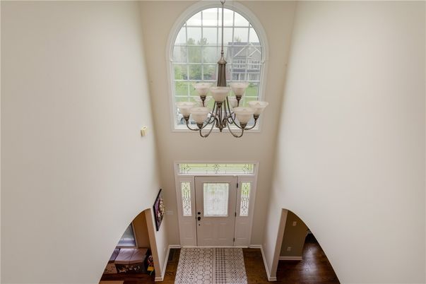 Chandelier, Interior, Wood Texture Flooring