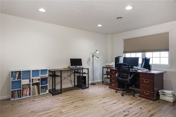 Home Office, Interior, Recessed Lighting, Wood Texture Flooring