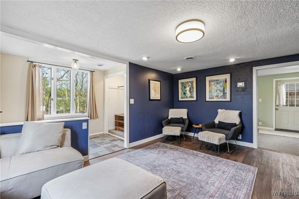 Interior, Living room, Recessed Lighting, Wood Texture Flooring