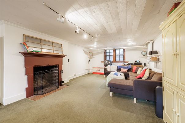 Fireplace, Interior, Living room