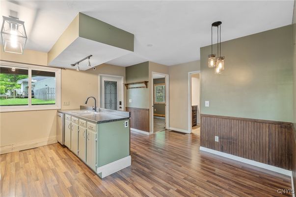 Interior, Kitchen, Pendant Lights, Wood Texture Flooring