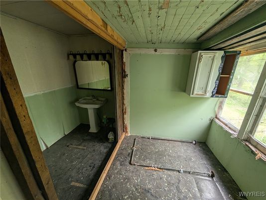 Bathroom, Empty room, Interior