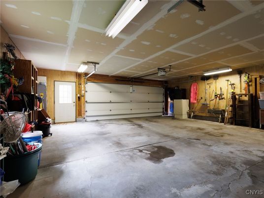 Garage, Interior