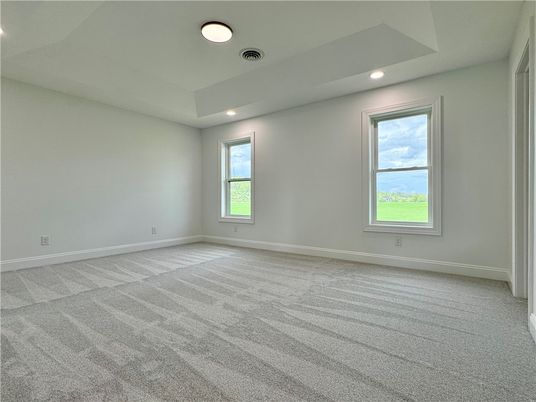 Empty room, Interior, Recessed Lighting