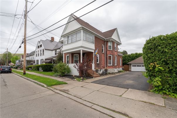 Detached Garage, Exterior, Facade, Brick Facade, Queen Anne Victorian