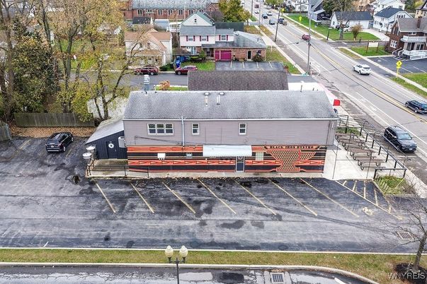 Exterior, Drone