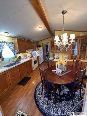 Chandelier, Dining room, Interior, Kitchen, Wood Texture Flooring