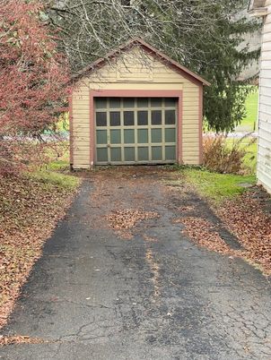 Detached Garage, Exterior