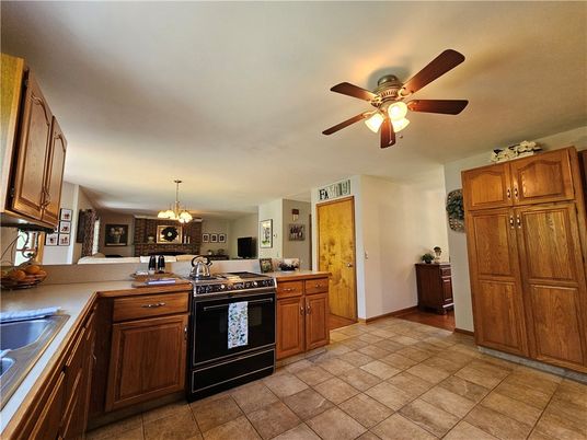 Chandelier, Interior, Kitchen