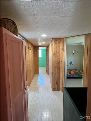 Interior, Recessed Lighting, Wood Texture Flooring, Wooden Walls