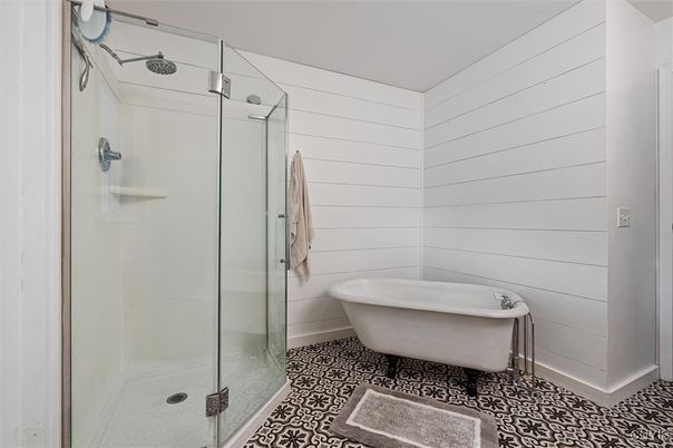 Bathroom, Free Standing Baths, Glass Shower, Interior