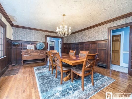 Chandelier, Dining room, Interior, Wood Texture Flooring, Wooden Walls