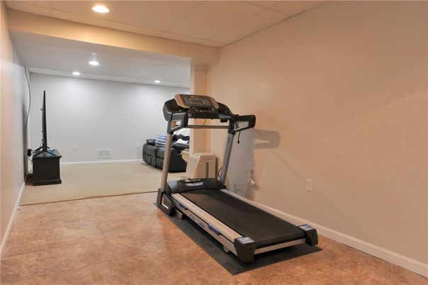 Fitness Equipment, Interior, Recessed Lighting