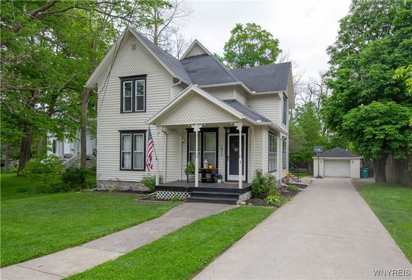 Detached Garage, Exterior, Facade, Queen Anne Victorian