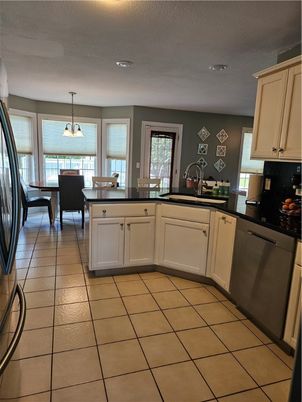 Dining room, Interior, Kitchen, Pendant Lights, Recessed Lighting
