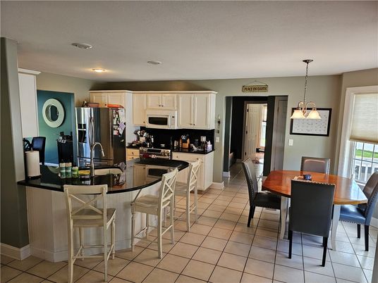 Dining room, Interior, Kitchen, Pendant Lights, Recessed Lighting
