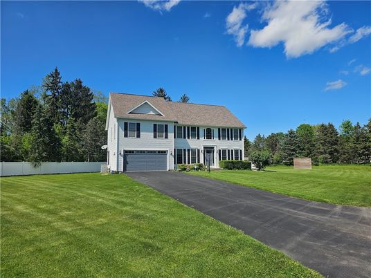 Attached, Backyard, Exterior, Facade, Georgian
