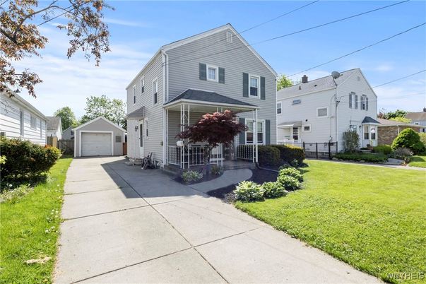 Backyard, Detached Garage, Exterior